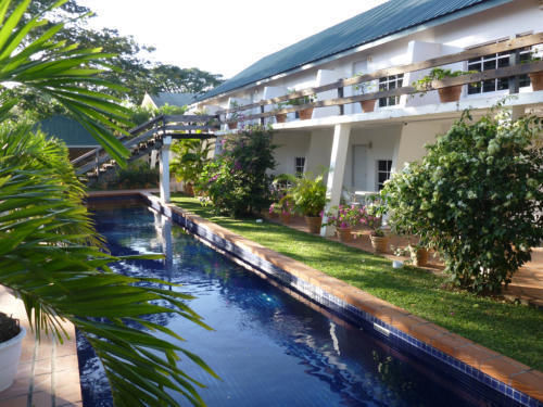 Summerland Suites Bon Accord Village Luaran gambar